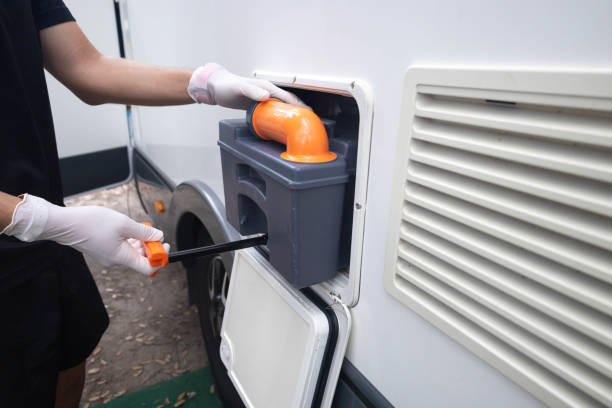 Portable Toilet Options We Offer in Kincheloe, MI